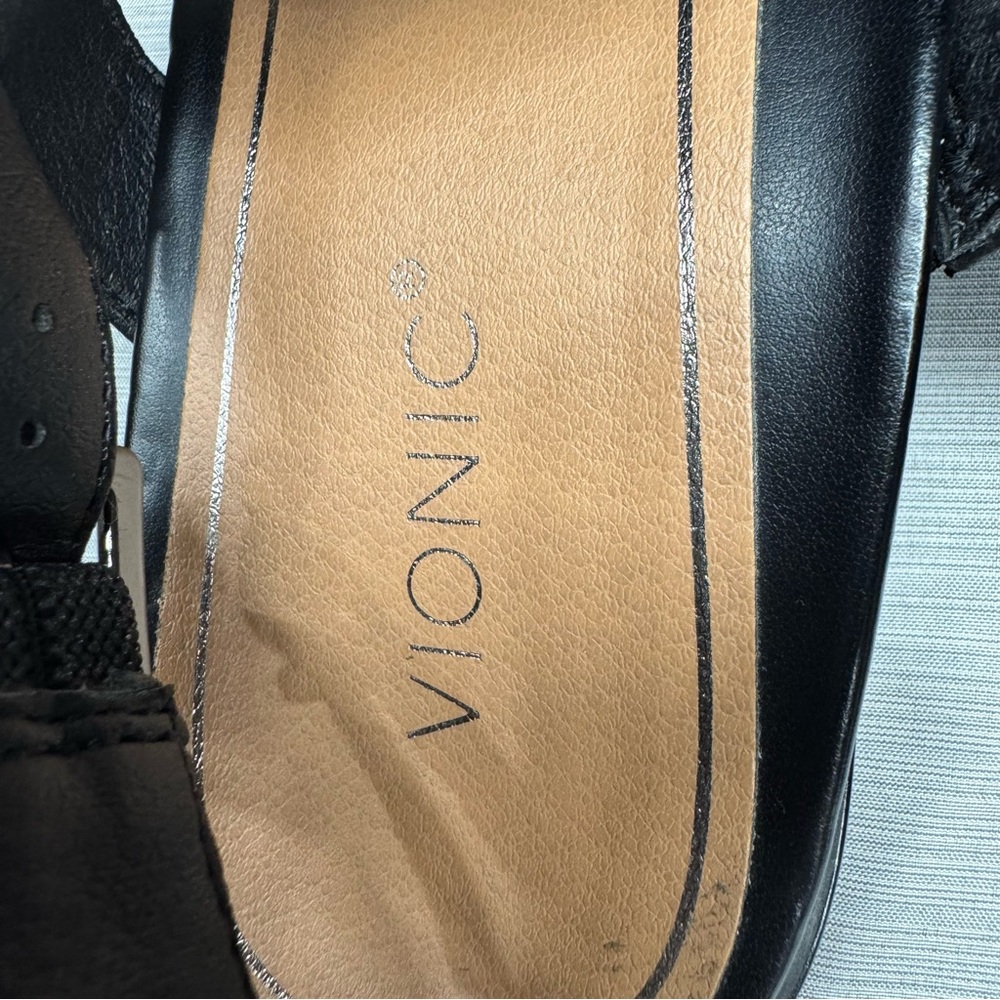 Vionic Ella Black Leather Toe-Loop Slingback Sand… - image 2